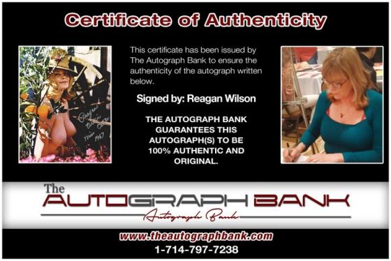 Reagan Wilson signing photos