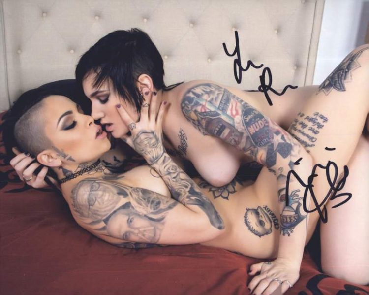 Porn Nikki Hearts & Leigh Raven signed 8x10 poster