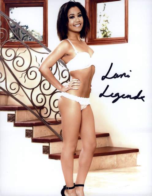Loni Legend signed 8x10 poster