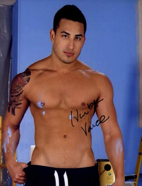Gay entertainment Hunter Vance signed 8x10 poster