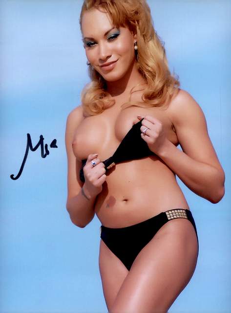 Trans Mia Isabella signed 8x10 poster