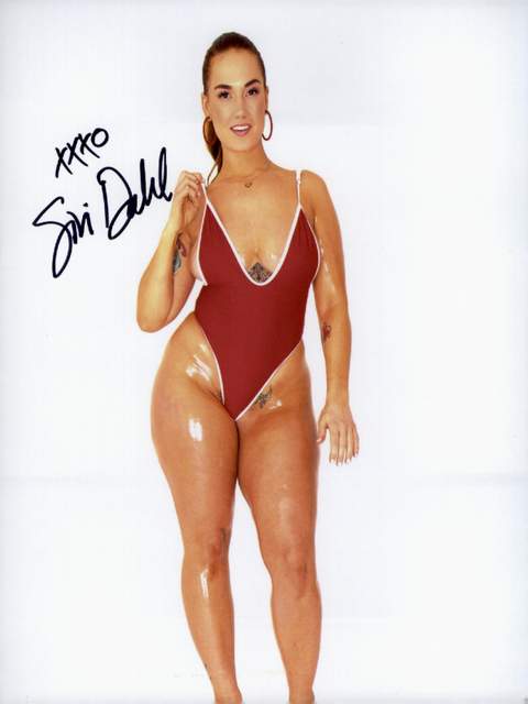 Siri Dahl signed 8x10 poster
